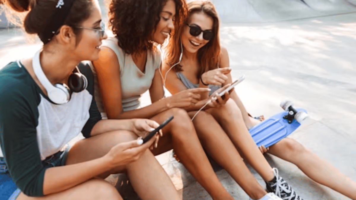 Girls WhatsApp Group Link