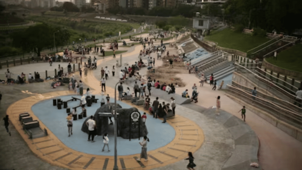 Central Park II: A New Vision of Urban Living